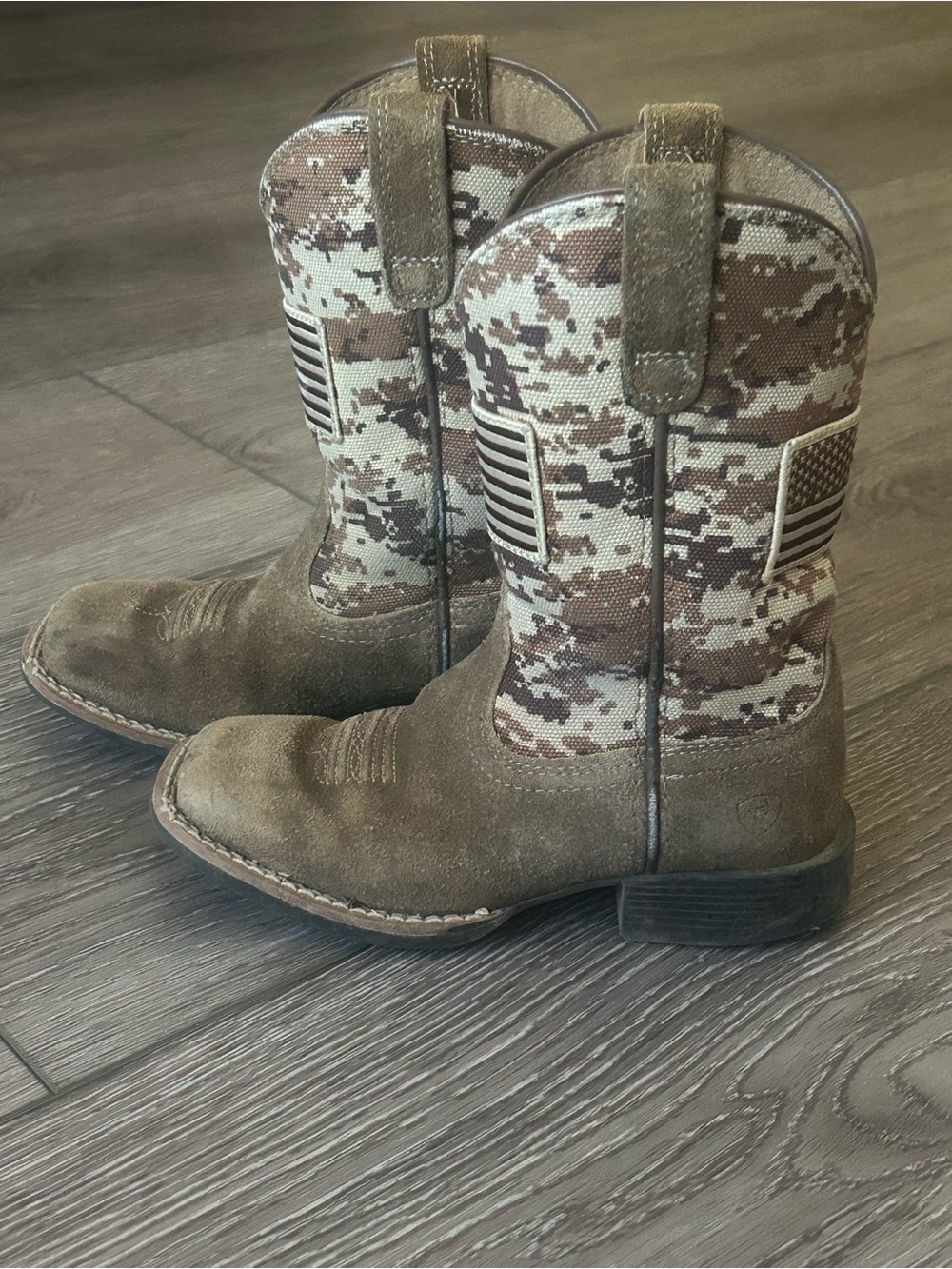 Ariat Youth Patriot Camo American Flag Western Boots Size 10 Leather